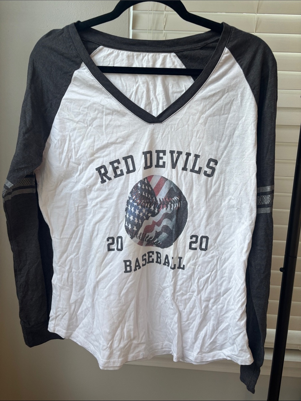 Red Devils Baseball Raglan V-Neck Tee - White & Charcoal